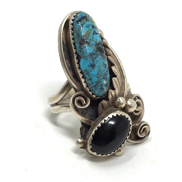 🛑SOLD🛑 Vintage Sterling Native American Ring - Picture 3 of 8